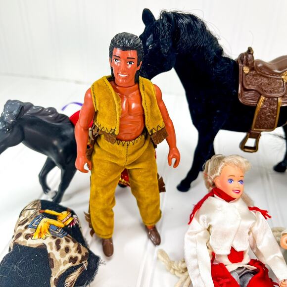 Rare Retired Breyer #7002 Horse and Rider Set Ponies Saddle Male and Female Doll - Picture 11 of 11